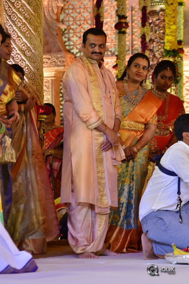 Celebs-at-Bandla-Ganesh-Brothers-Daughter-Ashritha-Wedding-Photos